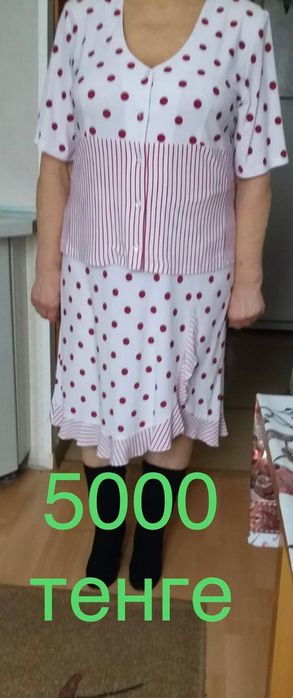 Продаю платья,педжаки