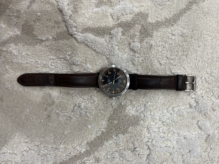Продам часы Bernhard H. Mayer