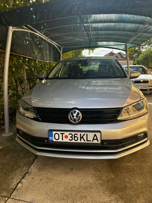 Vând vw jetta  1.2 benzina