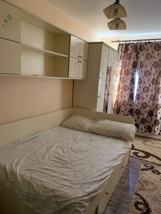 Mobila dormitor, pat cu saltea