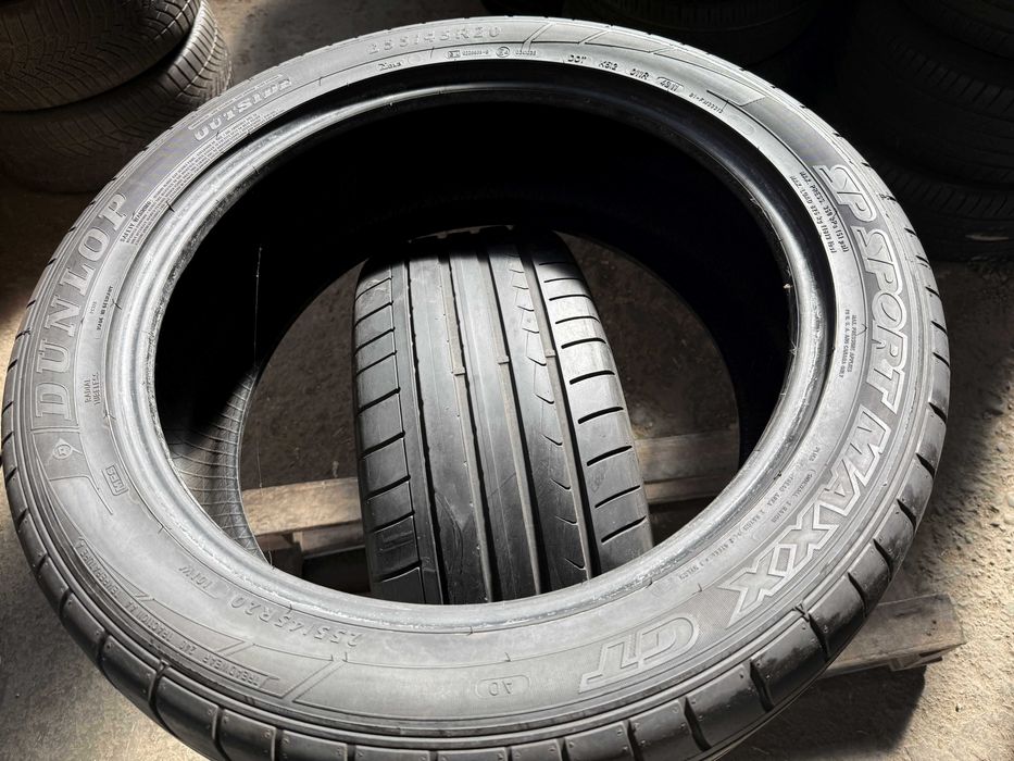 2x Anvelope Vara 255/45 R20 - Dunlop SP Sport Maxx Gt