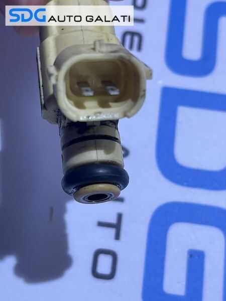Injector Injectoare Hyundai Coupe 2 2.0 16V 2001 - 2009 Cod 35301-23600 9260930013
