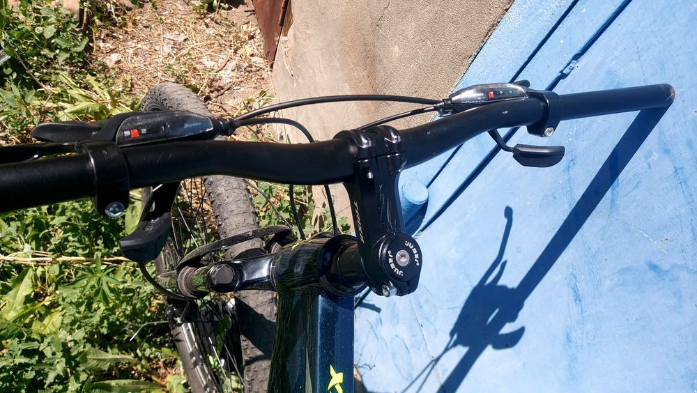 Продам велик ему 2 месяца