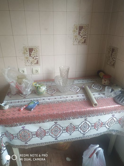 Продам мебель ,б/ у.Срочно продам,торг Шкаф, телевизор,диван