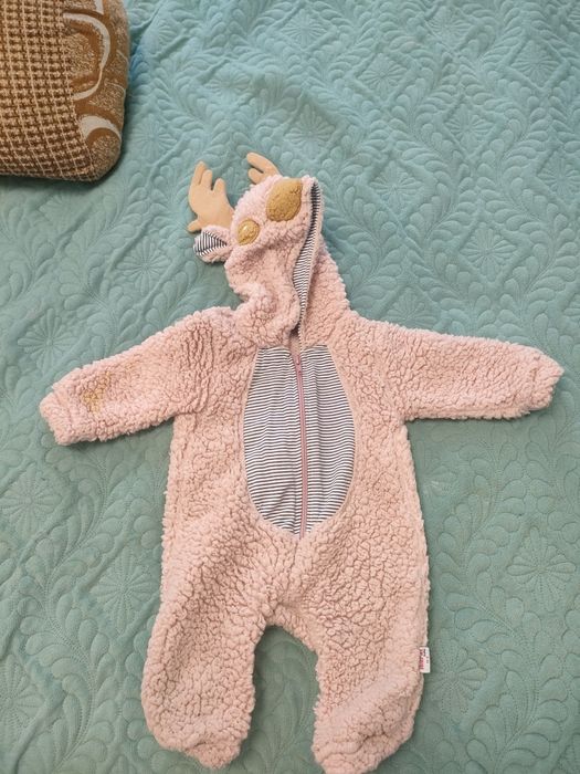 Продам детские куртки и комбинезоны