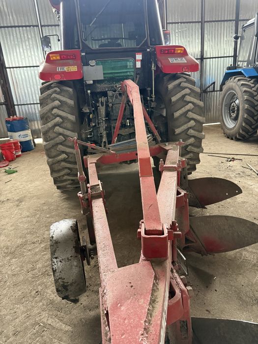 Плуг ПЛН 5-35. Продаю