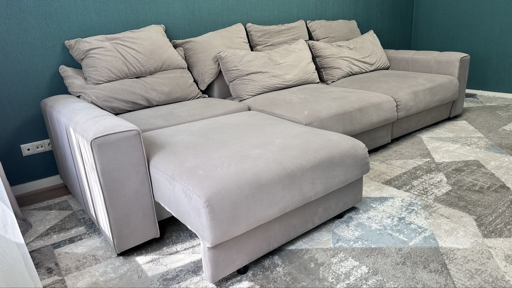 Продам большой диван