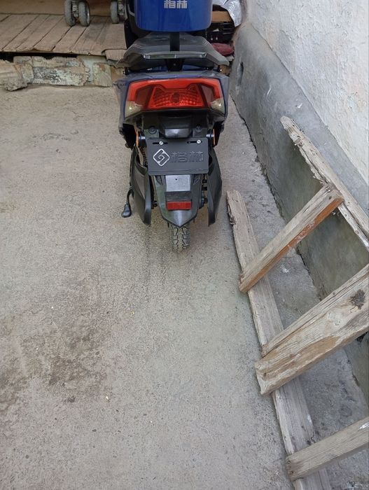 Скутер сотилади хали янги