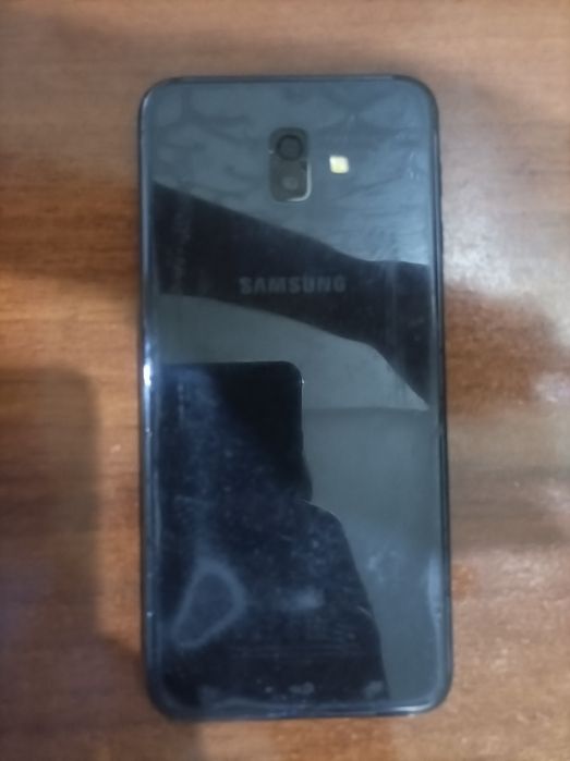 Samsung  galaxy J6+