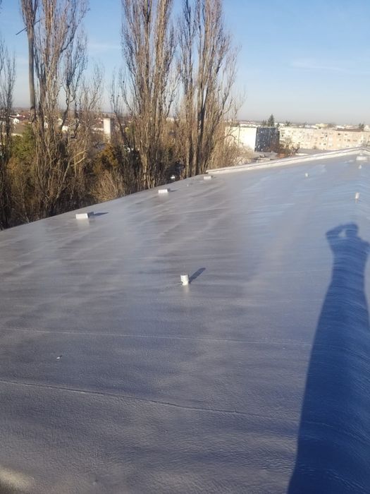 Izolatii cu spuma poliuretanică/pod/acoperiș-Firma Autorizată