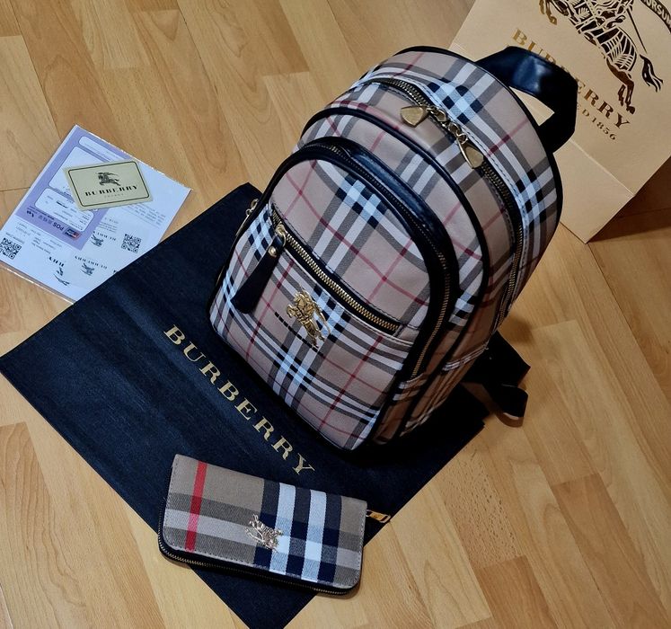 Rucsac Burbbery, super model import Italia, saculet, etichetă