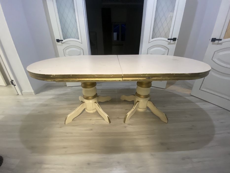 стол в хорошем качестве