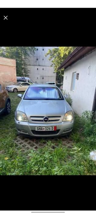 Vând Opel signum 2004 1.9  pentru dezmembrare