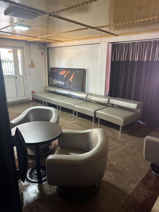 10 Mese, 12 fotolii din care 2 defecte dar care pot fi reparate!