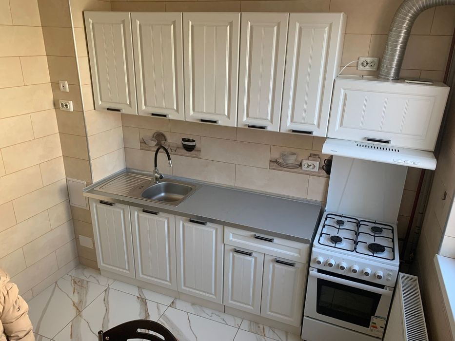 Apartament trei camere