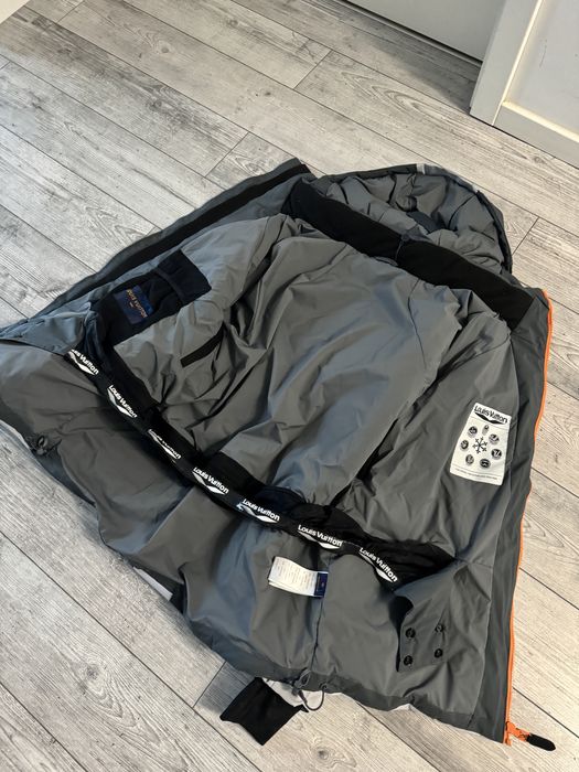 IN STOC | Geaca de ski Louis Vuitton Premium