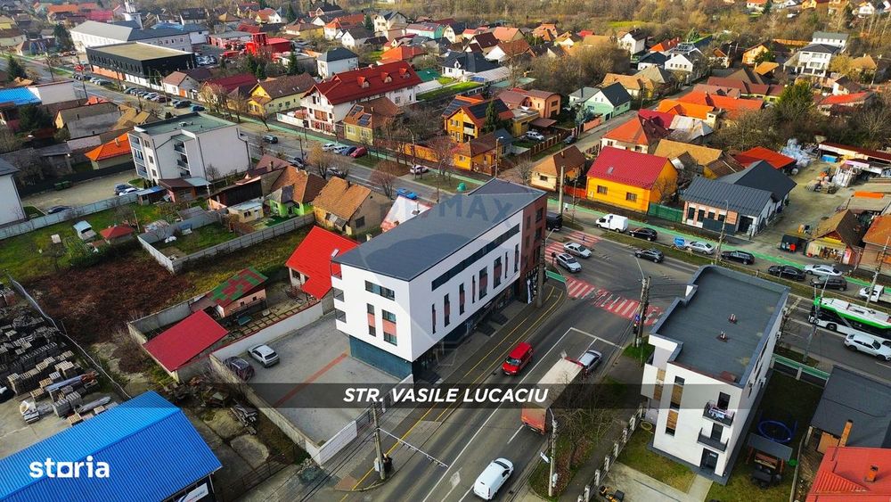 DE INCHIRIAT: Spatiu comercial modern cu parcare