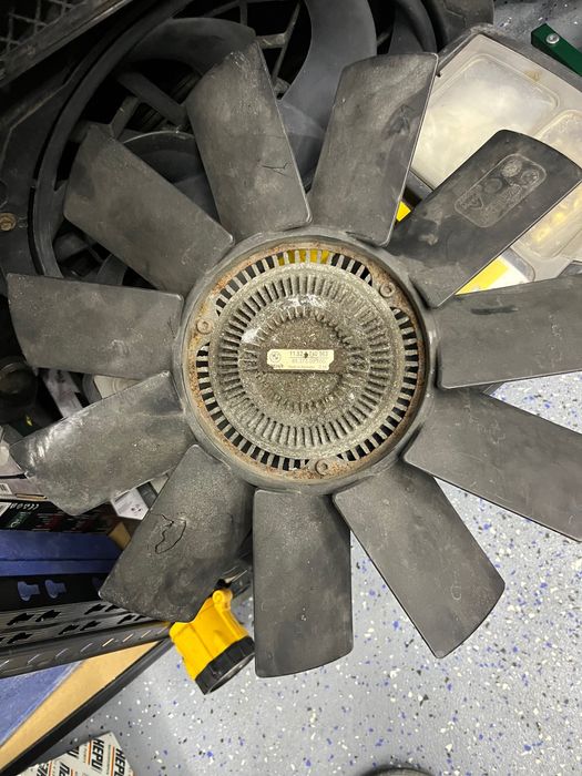 E36 генерация,салон,,капаци, маховик