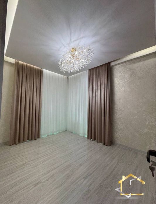 Мирабадский район. Массив куйлюк-3. 2х комнатная.Новостройка Хор Сарой