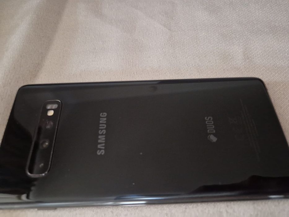 Samsung Galaxy s10 plus / J4 plus