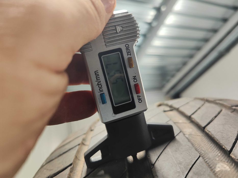 2бр.летни гуми 235/50/18 Michelin