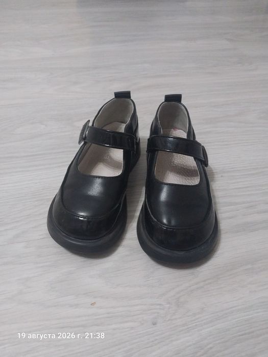 Школьные туфли для девочки