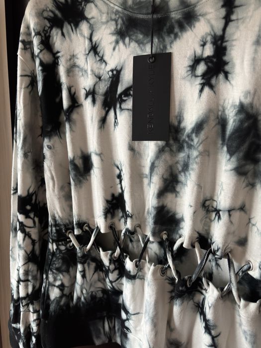 Маркова блуза kendall+kylie