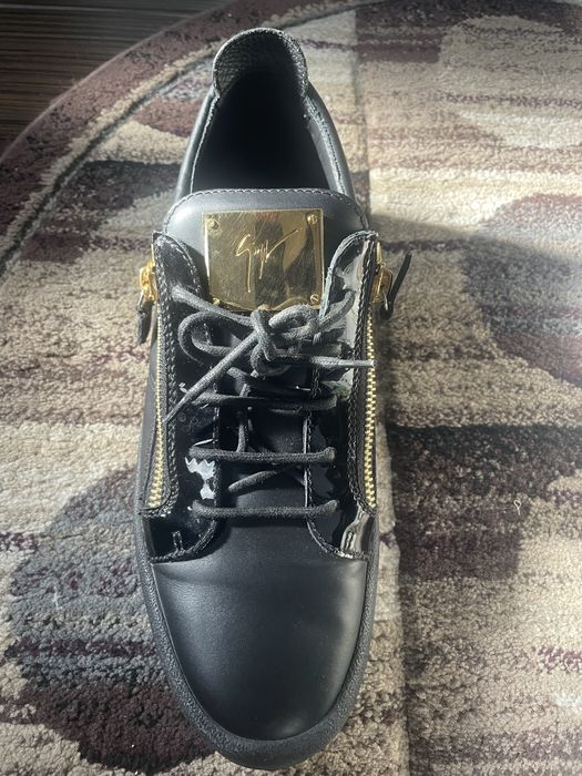 Giuseppe Zanotti Gold