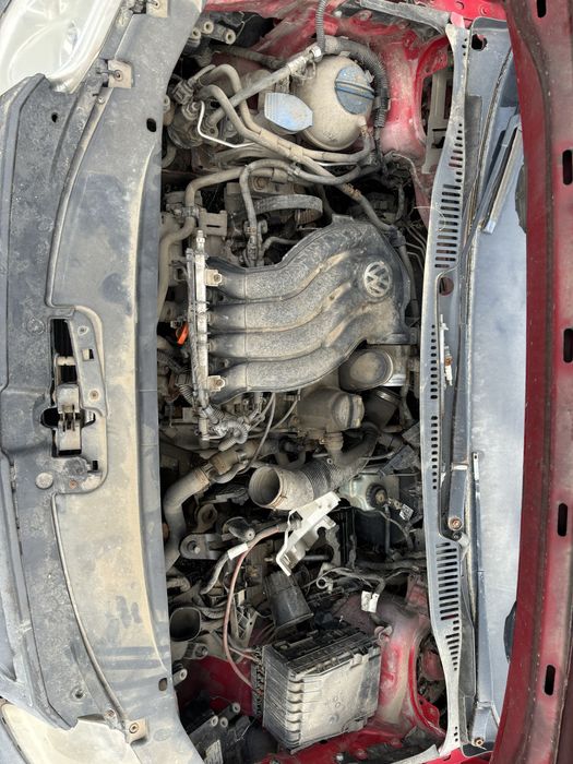 Vw Caddy 2.0i  EcoFuel CNG Кади 2.0и на части!