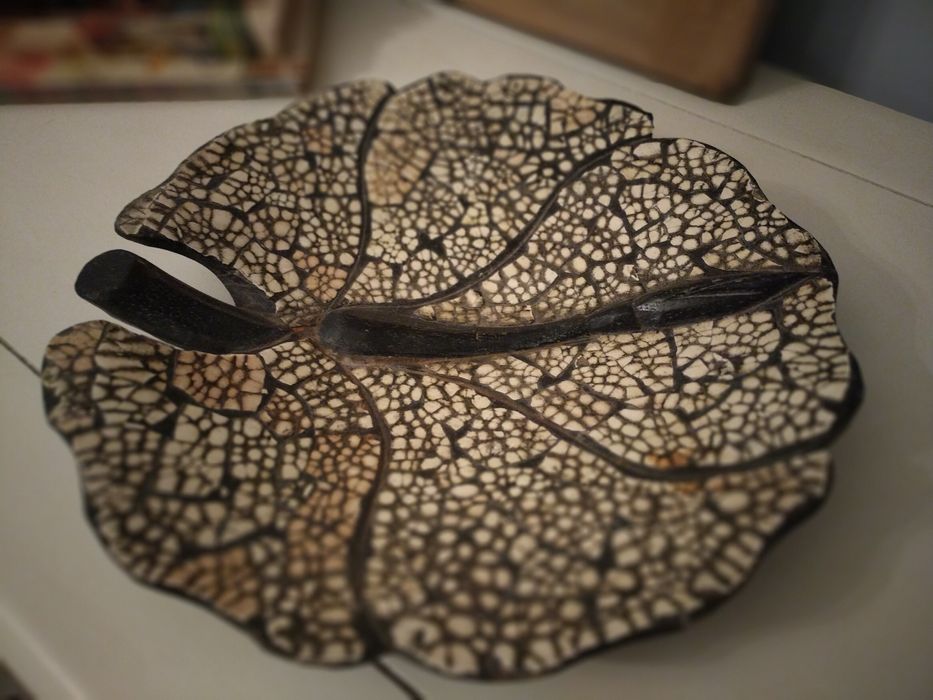 Дървен поднос листо от Индонезия