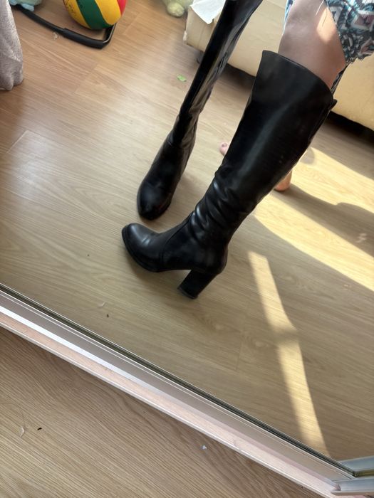 Обувь по 10.000 тг