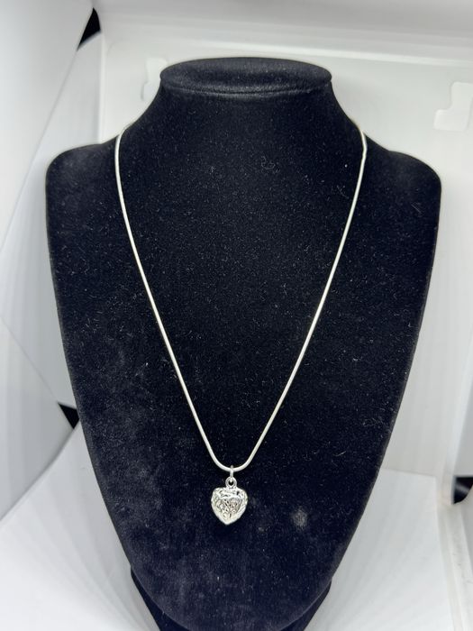 НОВ сребърен дамски синджир с висулка сърце 925