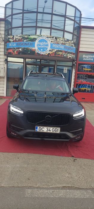 Volvo xc90  inscription