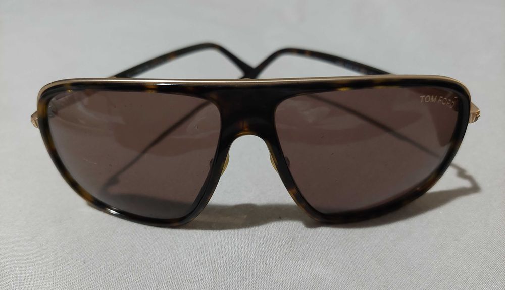 Оригинални Tom Ford очила – Quentin TF 463 52K, почти неизползвани