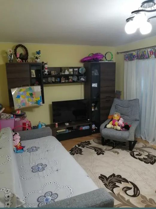 Inchiriez apartament 2 camere