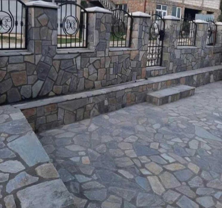 Piatra Naturala de munte