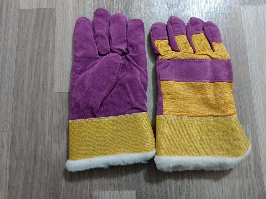 Перчатки рабочие.