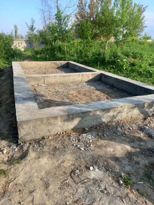 Сотилади участок 6 соток