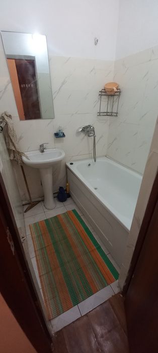 Продам 2 комнатную квартиру