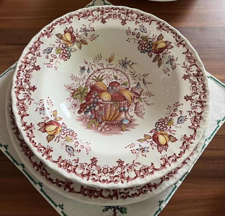 Английски порцеланови чинии