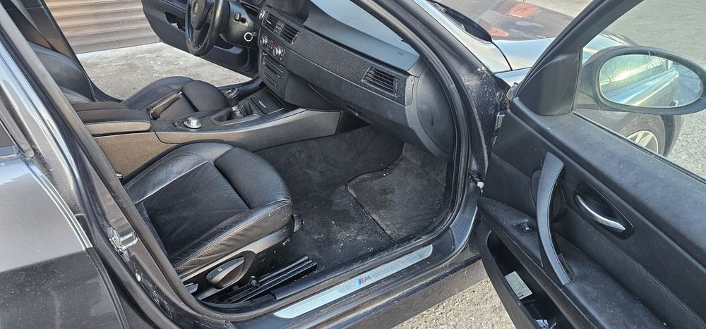 Piese  bmw e90 M pachet 320d 163cp