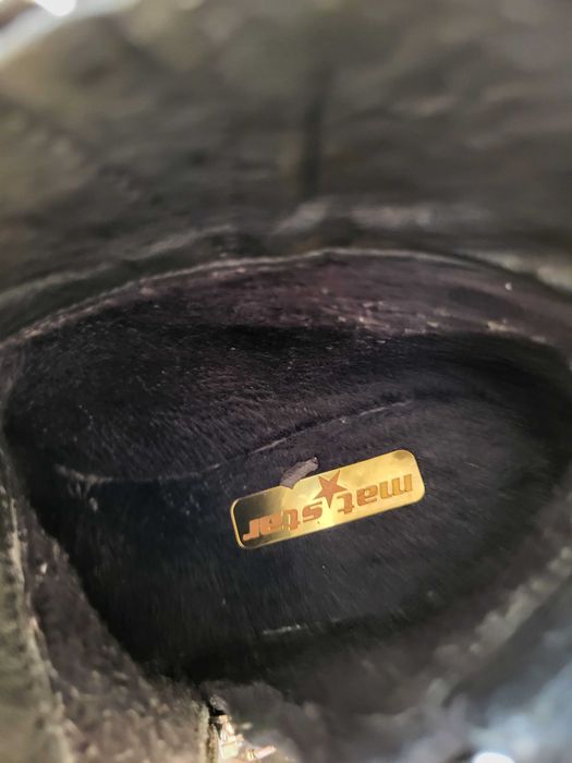 Боти черни естествен лак mat star