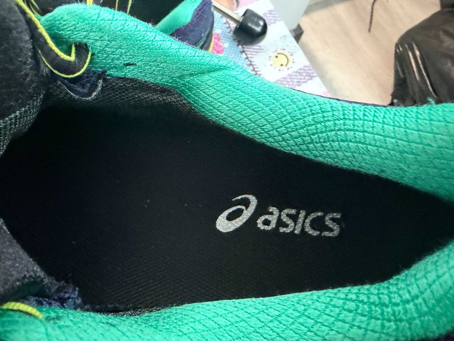 Asics GT-2000 4 Gore-Tex''оригинални маратонки 44.5 номер