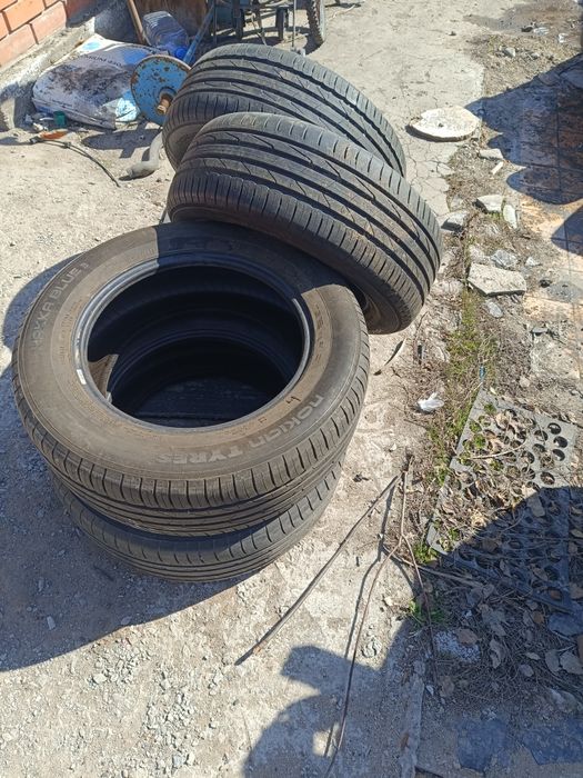 Летние шины на 16 продам