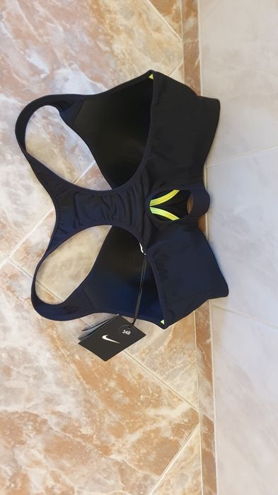 Nike  Pro Rival Спортен сутиен и бюстие НОВ-размер-34 D