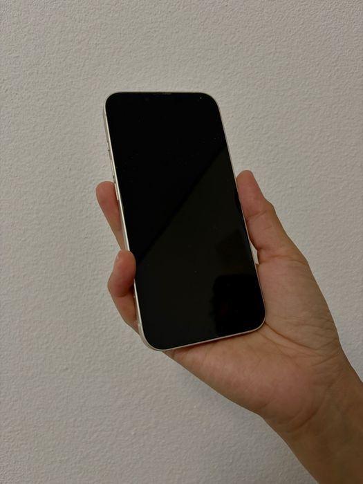 Продам iPhone 13, 128 гб