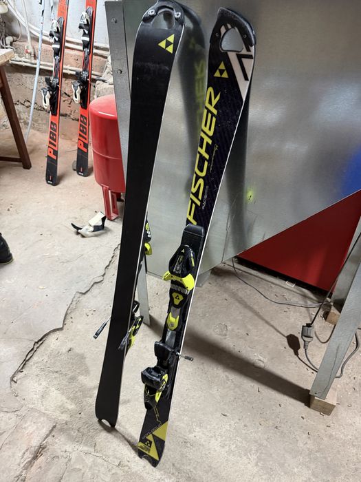 Ски обувки Fisher JR 24.5 и ски Fisher 130