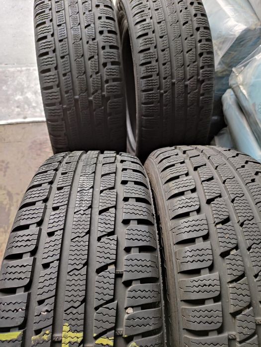 Vând roți și cauciucuri