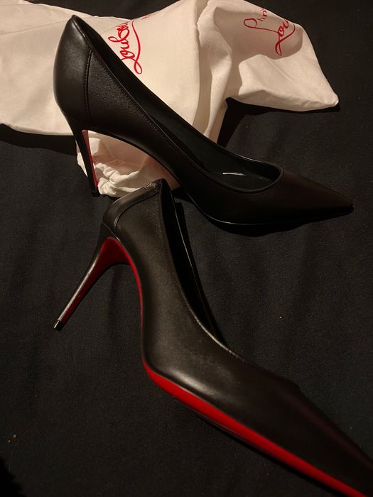 Pantofi louboutin