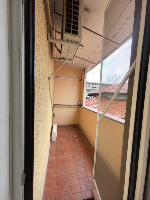 Продава се Двустаен апартамент в Казанлък - 68 кв.м за 825 €/кв.м - Снимка #2